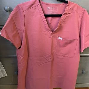 Mauve Figs scrub top